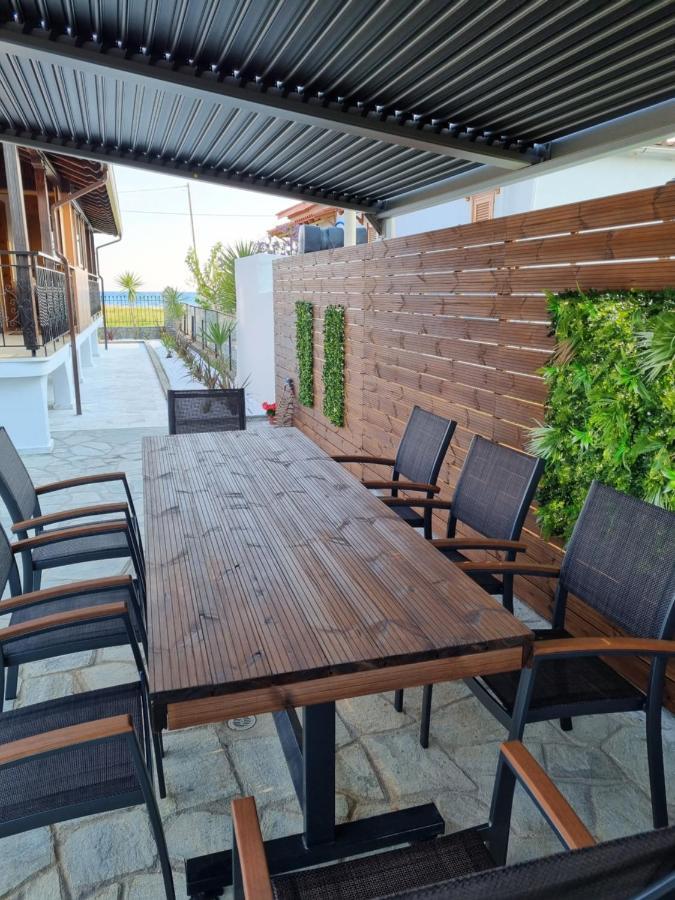 Oasis House * Vergia