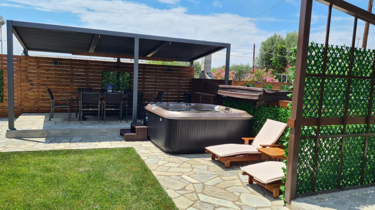 Oasis House * Vergia