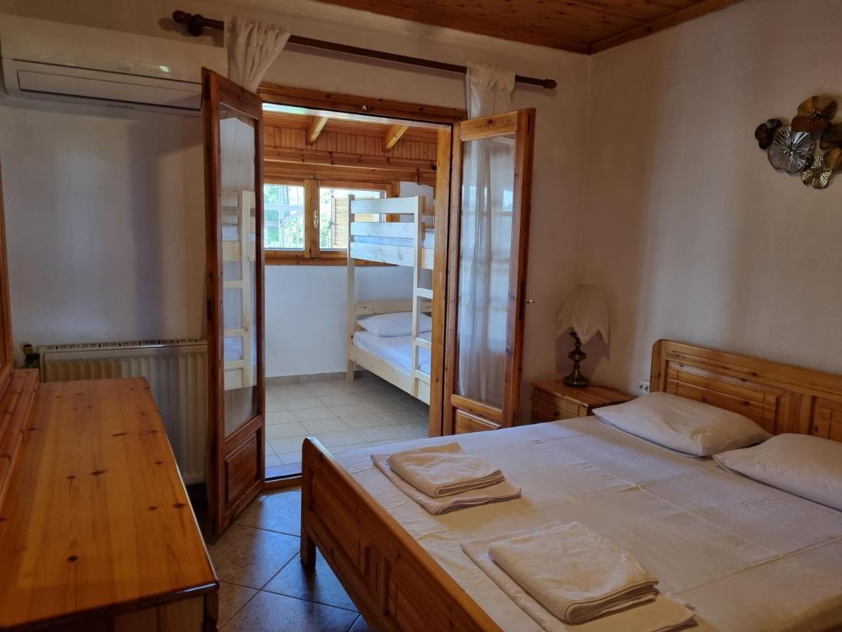 Oasis House Vergia