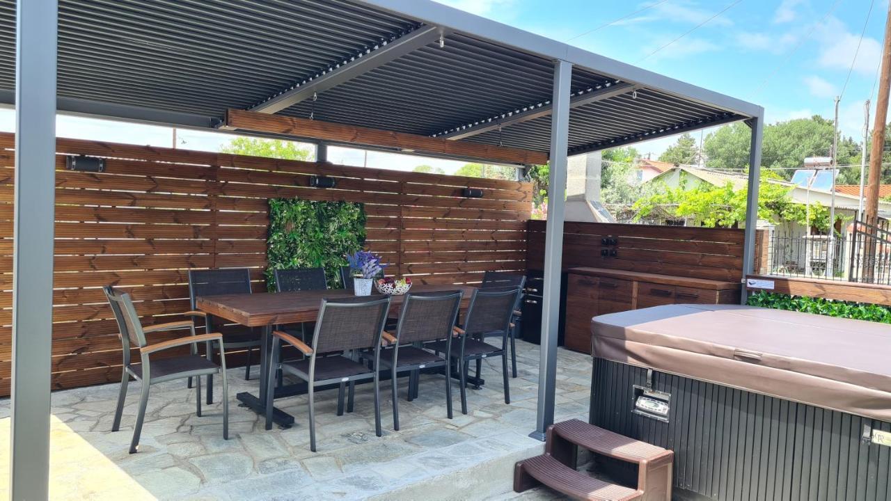 Oasis House Vergia